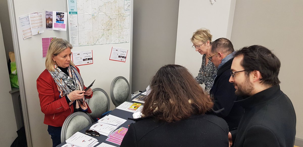L'Office de Tourisme présent à la cérémonie d'accueil des nouveaux wasquehaliens dans la salle des cérémonies de l'Hôtel de ville.