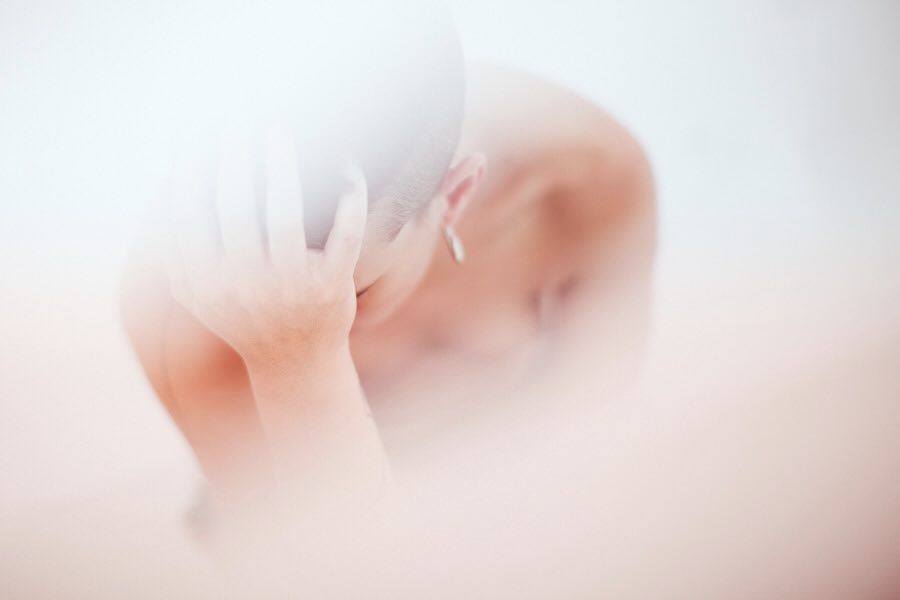 Concentrada. La @clara_peya demà es posarà la gora de capitana per conduir Estómac i omplir el Petit @palaumusicat amb tots els seus pensaments, reivindicacions i passions. En serem testimonis a partir de les 21h. 

#MMSS2019 #MúsiquesSensibles #SomSensibles