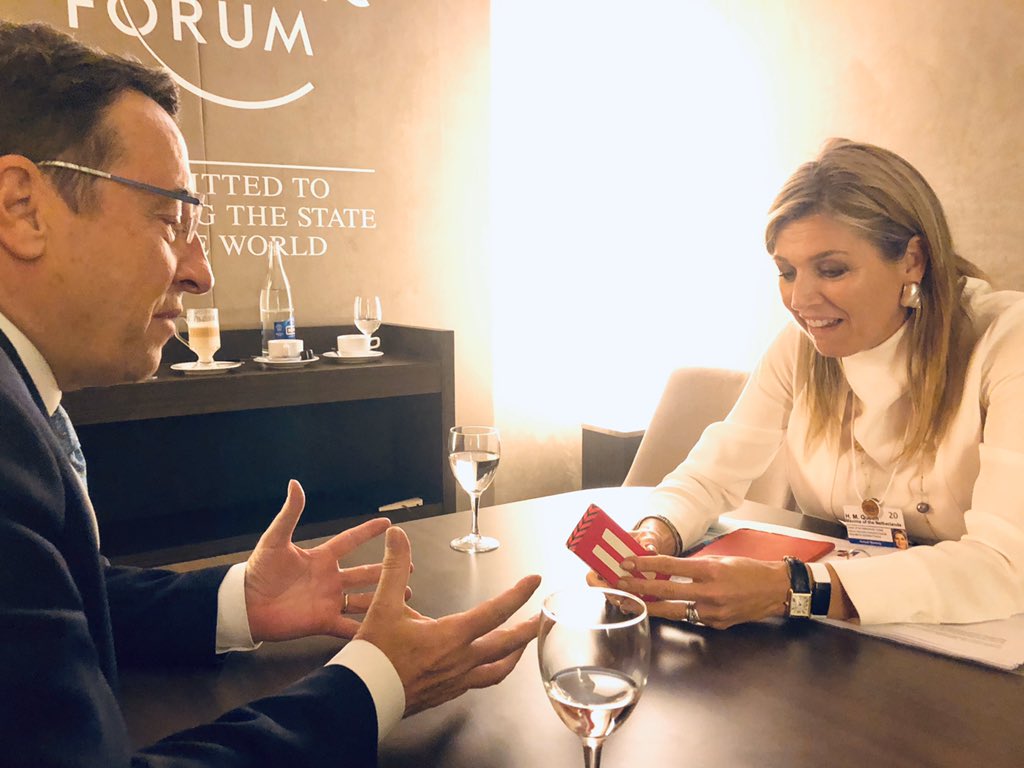 ASteiner's tweet photo. Always an honour to meet w/H.E. Queen Máxima, #Netherlands celebrating 10th anniversary as #UNSGSA for inclusive finance for development. Exchanged views @UNDFTaskForce  and presented @UNDP’s latest #digital &amp; #innovation work: “The Other Bar” #blockchain 🇪🇨 🍫 by @FairChainOrg https://t.co/vse6ukpT0V