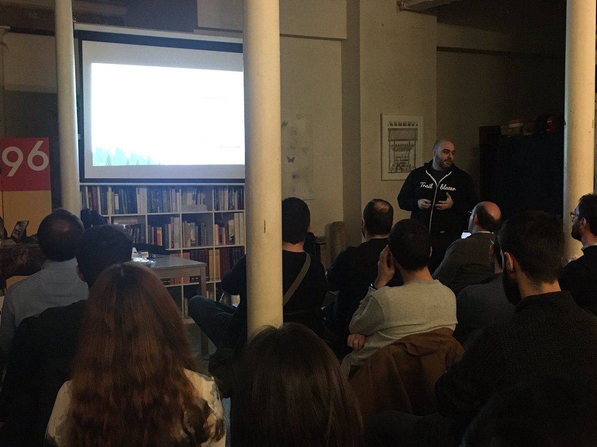 QuForce's tweet photo. Una gran experiencia asistir a una charla de @eroldanro en la #Ohana  de #Sevilla 
Entrar en la #trailblazercommunity es algo que todo aquel que comienza en #Salesforce debería hacer! #DF19GG
Gracias a @julipool y @jotraverso por organizarla y a REDK por hacerla posible https://t.co/7PkxqCwpZA