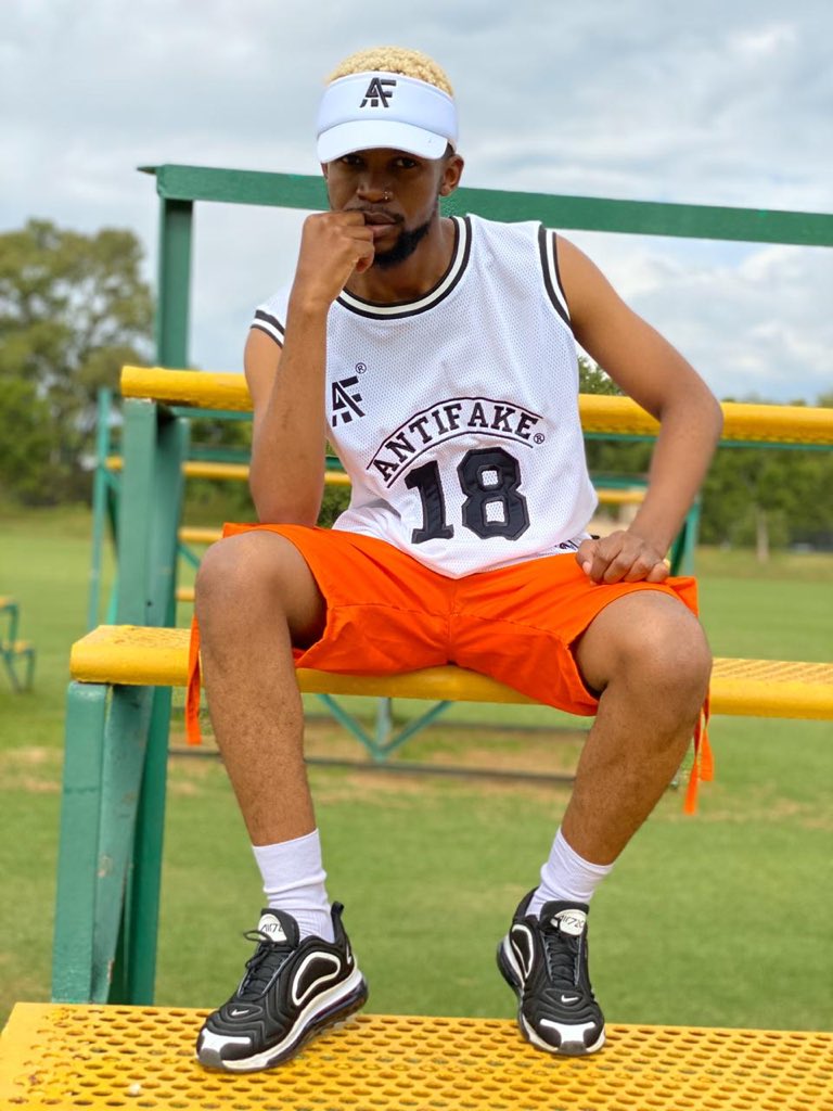 AntifakeC's tweet photo. 🚨🚨🚨🚨🚨🚨🚨🚨🚨🚨
AntiFake Clothing January sale has begun!!! Visit https://t.co/xKACov681b to place your order⚠️
#DJSBU 
Kamo mphela https://t.co/RVX4YL9iYy