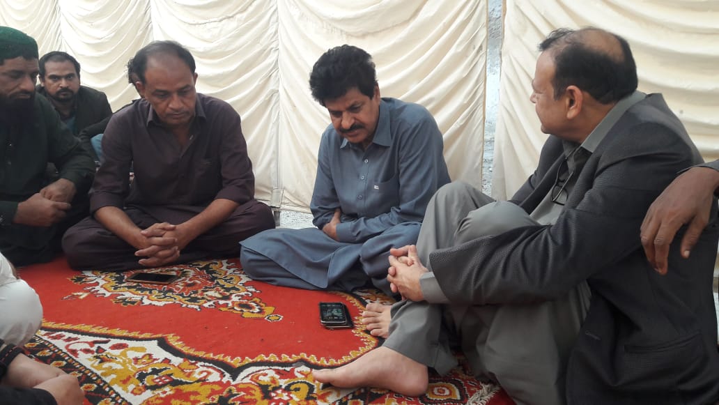 RizwanSherani44's tweet photo. #Hyderabad
Today PPP EX-MNA @SardarKamalKha4 Condulences with Saeed uddin Ex Vice President PPP #PS65 on sad Demise of his father at his residence. PPP MPA #PS64 @A_JabbarKhanPPP, PPP Chairman #UC89 @AbdulRA93870318, Akhtar Rao, Taj Wali Khan & other Notables were also present. https://t.co/wgV3A91Bz3