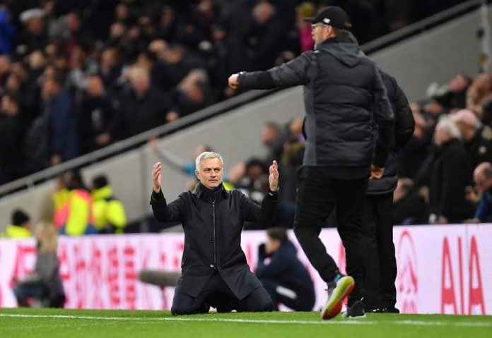 phd_manarah's tweet image. #TWITTERVAR mimemkuta ndugu mchungaji ndani ya box @mkandamizaji  dhidi ya mshambuliaji amachachali mpenda kula @Suaeibu wamesawazisha 😂😂😂