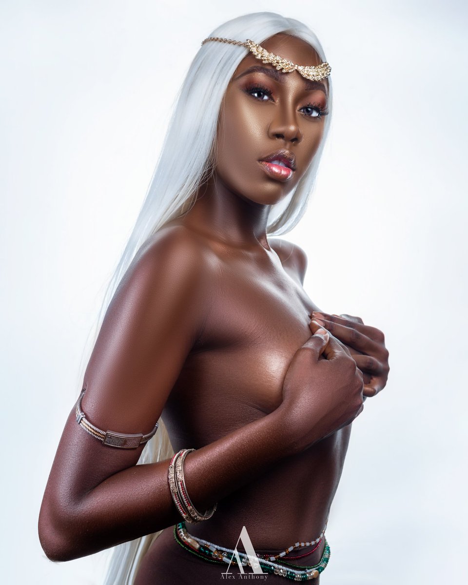 iam_alexanthony's tweet image. In the midst of #ASUU Ebola #coronoavirus 
.
Please retweet my latest work. Thanks