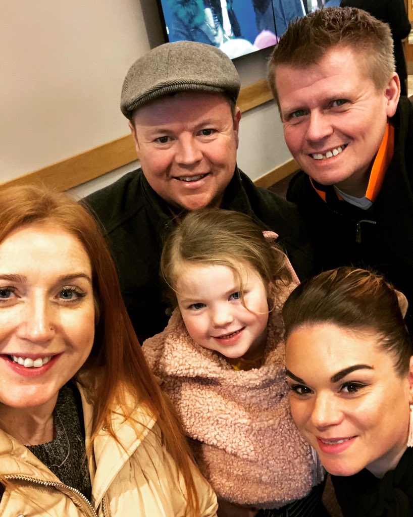 sparkley_gem_'s tweet photo. @CheltenhamRaces #chelfie https://t.co/ubZ5WPjKq8