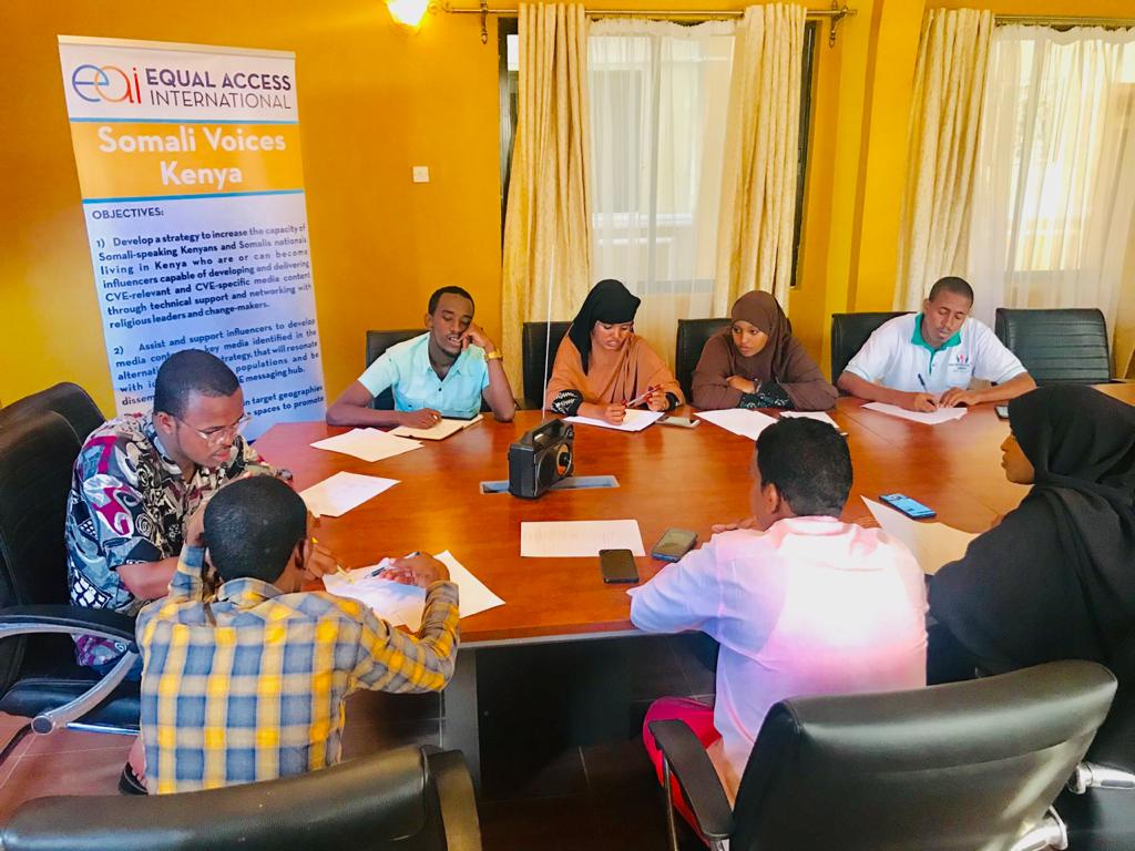 FatumaAOsman1's tweet photo. On our #LDAG, episode 22,Islam and violent extremism..we have discussed ,Roles played by youth in preventing #VE .
#peceforall
#islamisforpeace 
@EqualAccessEA @QAmishey @abdulfatahahm15 @BashirDagane @Ahmedde51308845 @fatumakune https://t.co/NfiYA6qGcV