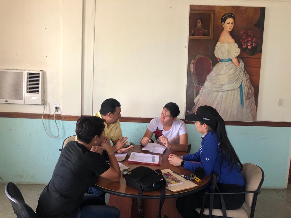 Gasmaca_ca's tweet photo. Como parte de la #RUTA2020 orientada por el Presidente Nicolás Maduro y nuestra Gobernadora @yelitzePSUV_
, La presidenta de #Gasmaca Ing. Luisana Betancor realizo vistas a los Municipios #Cedeño #Agusay #Zamora #SantaBarbara para la coordinación de la distribución de GLP. https://t.co/4FbkOUG2Vr