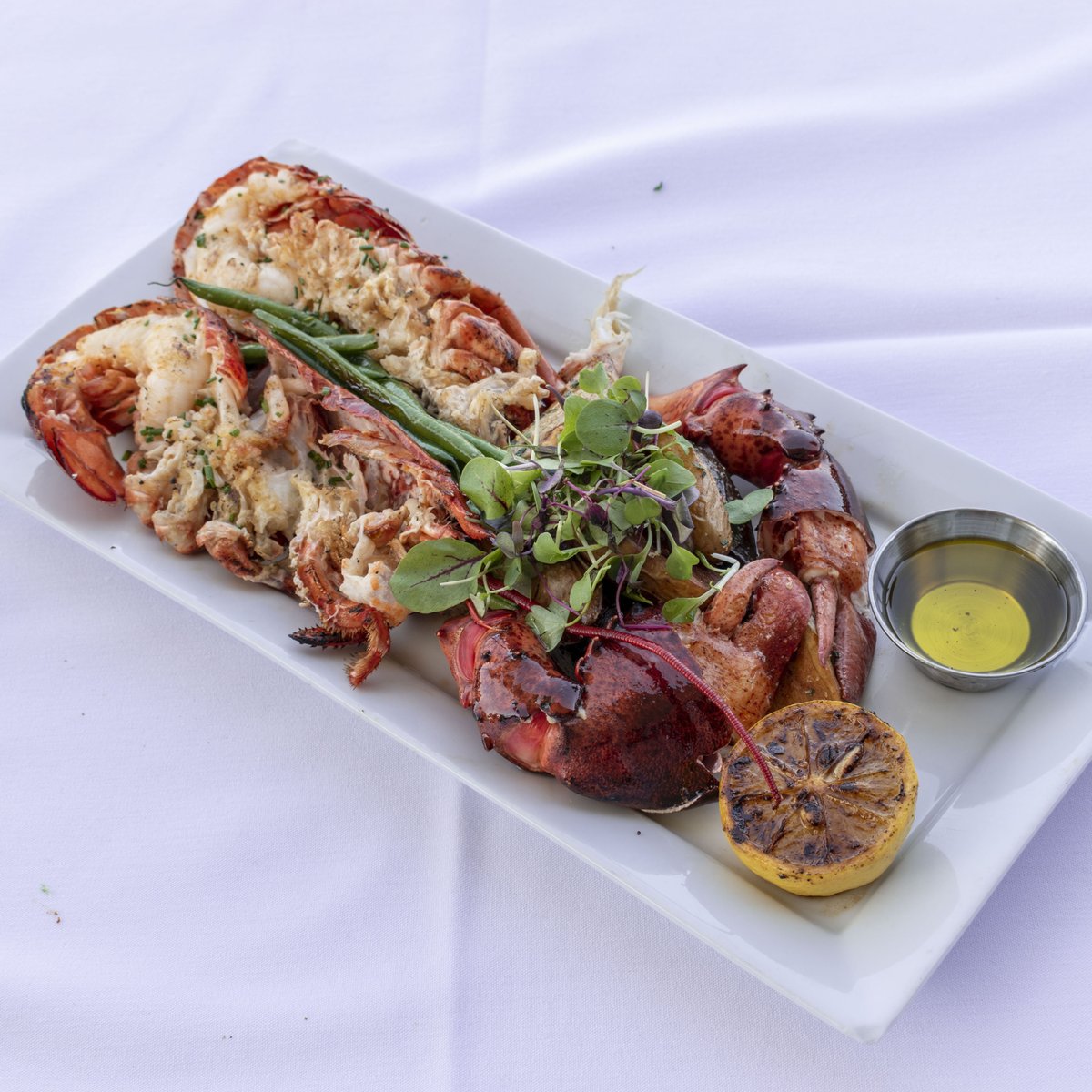 LighthouseNB's tweet photo. 🦞Shello weekend! 🦞 It’s our Saturday Chef Special, which means Whole Lobster for only $32.99. Book your reservation tonight: https://t.co/7QwwYgm0vU https://t.co/3b39KymeMp
