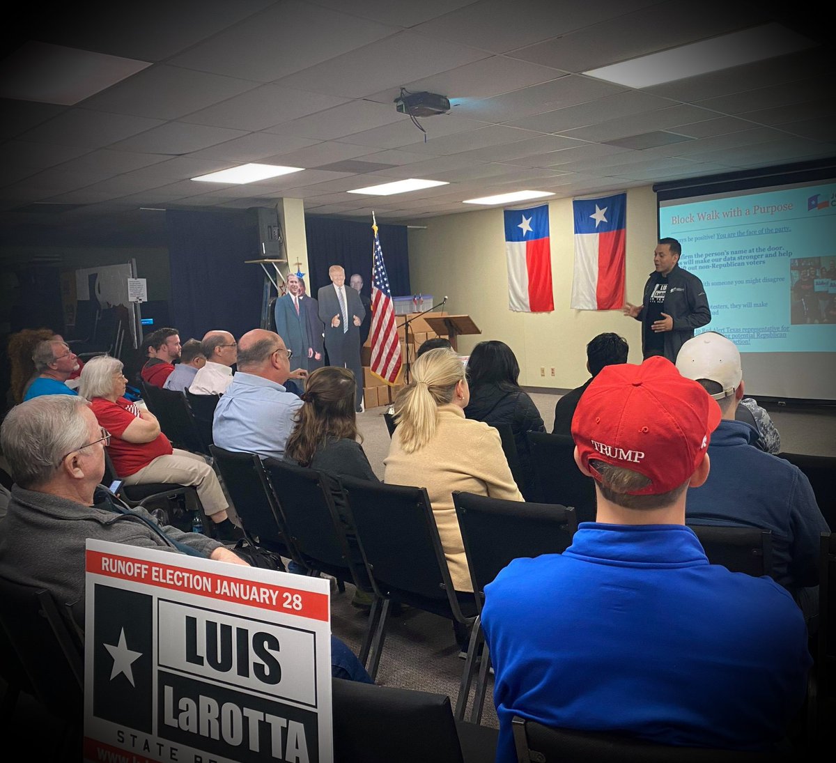 larottafortexas's tweet photo. Revving up our awesome volunteers before today's blockwalk in #HD148! Have you voted already?

#larottafortexas #txlege https://t.co/yQSWQP7gz1