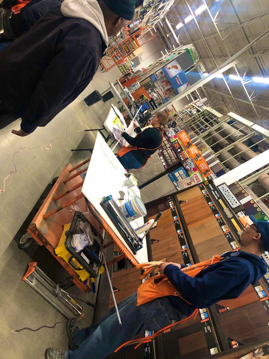 bridgetanne27's tweet photo. Lots of people wanting to learn about installing tile backsplashs on this dreary day! Luis and Felicia are rocking it!! #howdoersgetmoredone #diy #diyclinic #workshop #thdworkshop #trendingorange #1250proud #tile https://t.co/bPG3ONEgai