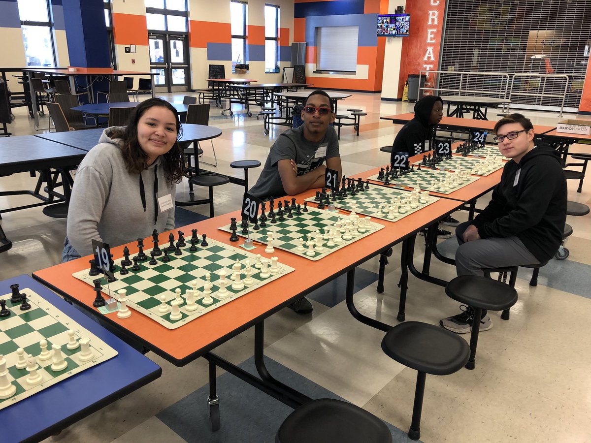 AEHS chess team at the #ocpschess high school tournament. Go Phoenix!@nancygoldenOCPS