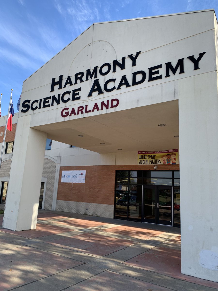 ericadolsen's tweet image. #ThankYou @HSA_Garland for hosting today’s #VEXIQChallenge #Competition. Team #Autonomous is ready! @AmyParksElem @ShellybBennett @KristiHarp @mrsmegan_smith @mrs_dpatterson