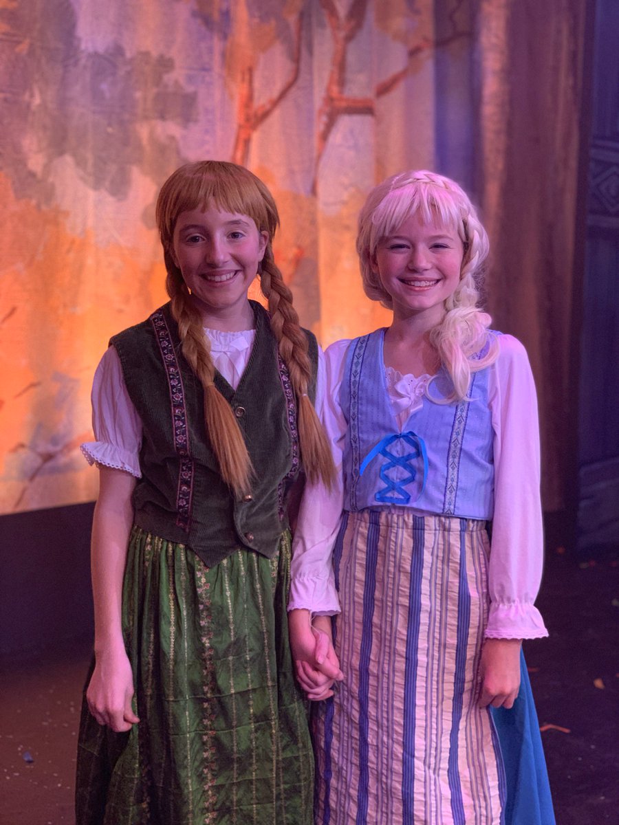DeeElliott526's tweet photo. Last night I had the pleasure of attending opening night of #EPACs Frozen Jr. and seeing my youngest in her first lead role (Young Elsa). Excellent show and awesome cast. https://t.co/pG3aNLFt26