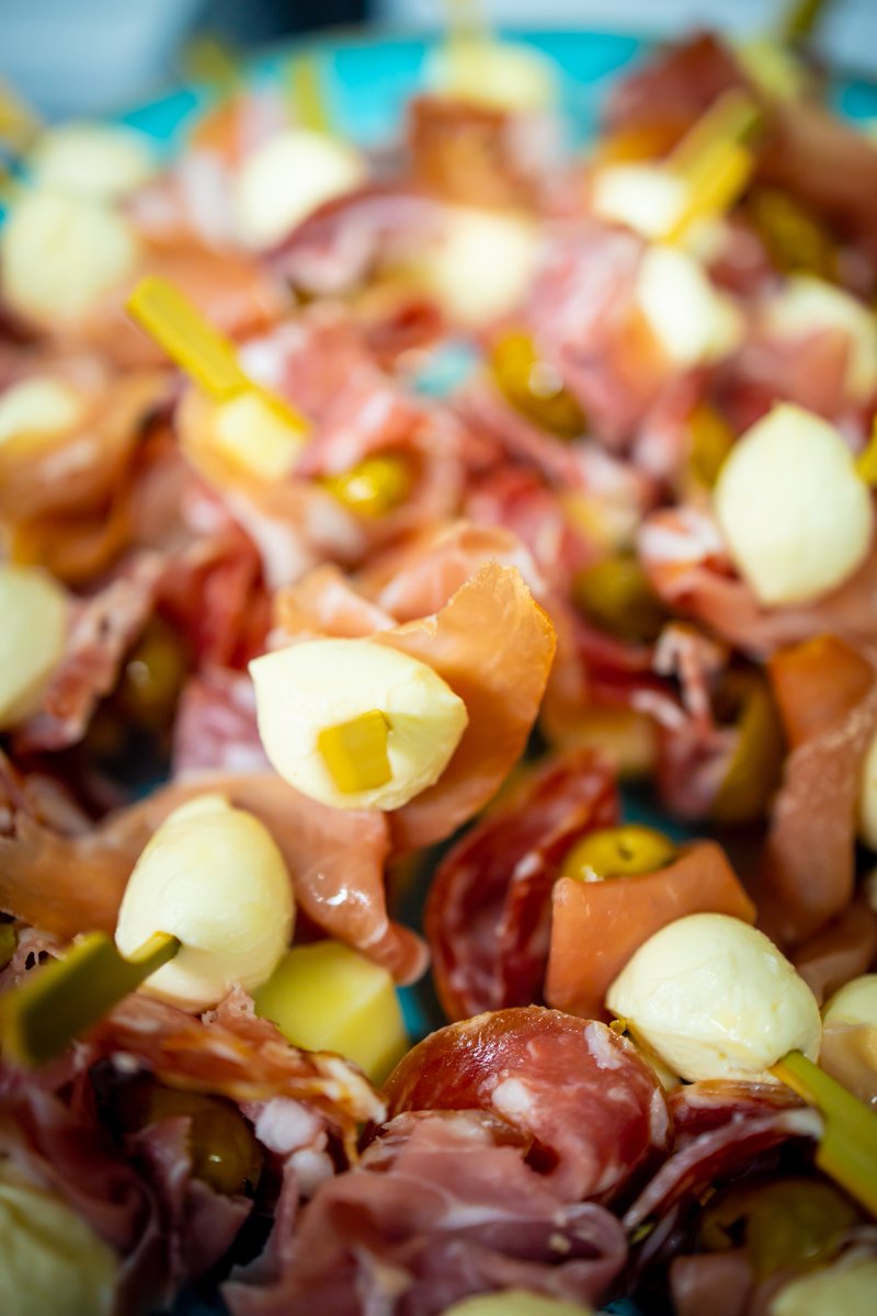 coming up at 5pm its 2 4 1 on our #cocktails till 7pm

why not join us for #dinner and sample our delicious selection of #cicchetti - ideal for sharing. 

open for #pasta #pizza #pizzette #seafood #steaks #prosecco #cocktails 

In the heart of #portsmouth city centre