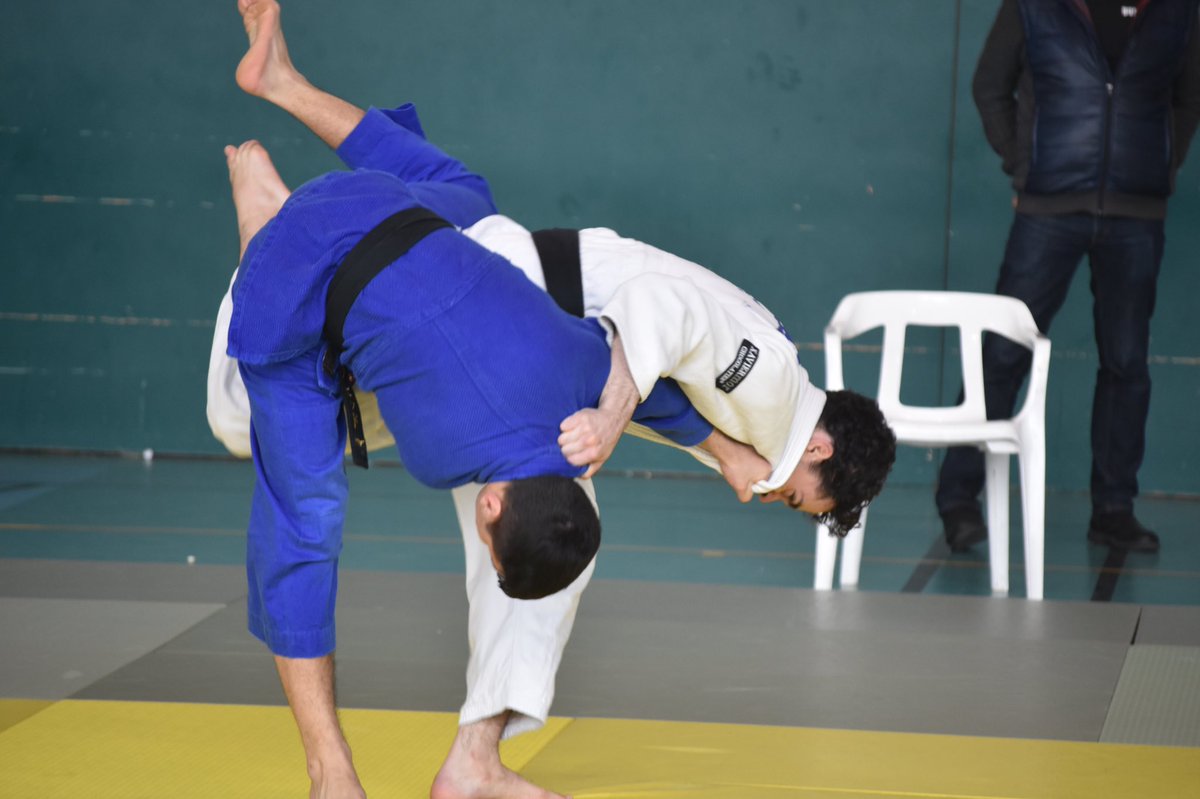 Fedecatjudo's tweet photo. La Llagosta ha acollit avui els més de 120 judokes que han disputat el Campionat de Catalunya Júnior; darrera prova prèvia a la Fase Sector!
@AjlaLlagosta https://t.co/7AA0ngg0Y0