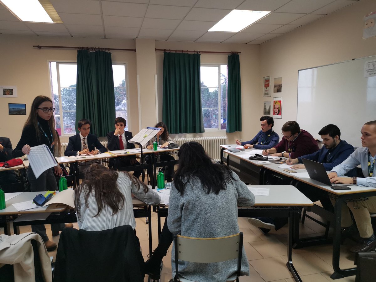 Ligadebatecicae's tweet photo. Interesantísimo debate de semifinales María Zambrano Vs Oradators.
@Ligadebatecicae @CICAE_Educacion @ColesLosSauces
#LigaCICAEUCJC https://t.co/fGUXLYSm8o