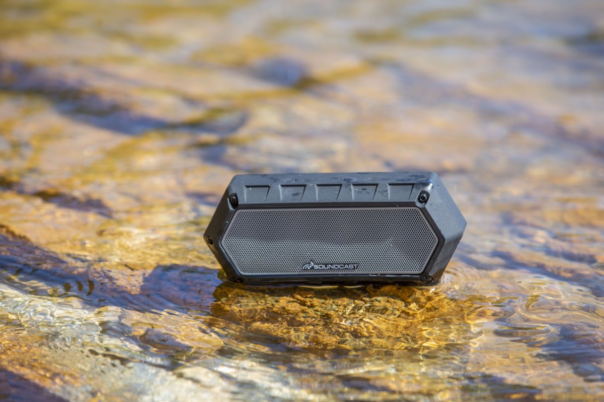 goSoundcast's tweet photo. Going near the water this weekend? Take our #VG1 along with you and don't worry if it gets wet. It's waterproof up to 1 meter! Find a retailer here: https://t.co/tsKQSvgL3T https://t.co/f8LkF7W3PU
