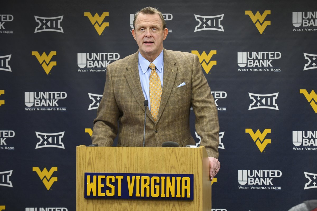 WVUMensSoccer's tweet photo. The official introduction.

#HailWV https://t.co/uQAZYYR9Wk