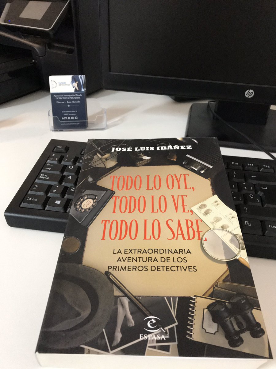 HurDetectives's tweet image. Este fin de semana lo pasaré de viaje con @joseluisibanez  , el origen de los #detectives #detectius “Todo lo oye, todo lo ve, todo lo sabe.” Totalmente recomendable.