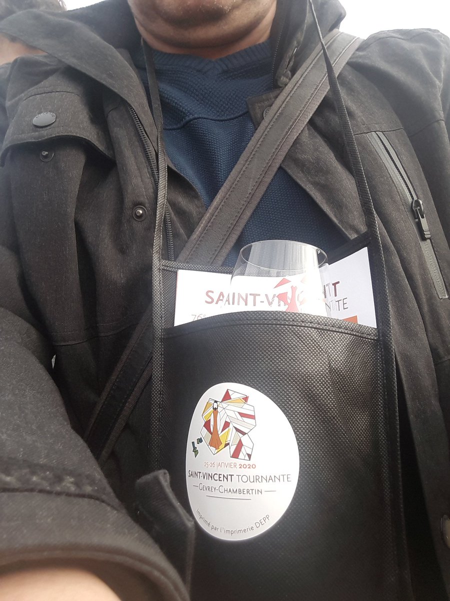 SGonnord's tweet photo. Tournante à gevrey chambertin
#picoling #degusting https://t.co/2BUUCPtvcw