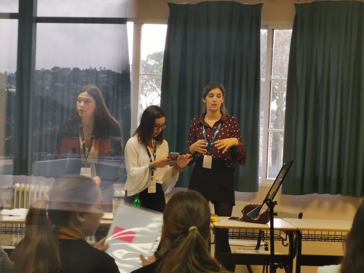 Ligadebatecicae's tweet photo. ¡Comienzan los octavos de final! @Ligadebatecicae @CICAE_Educacion @ColesLosSauces  #LigaCIVAEUCJC https://t.co/nNgMhLUGQc
