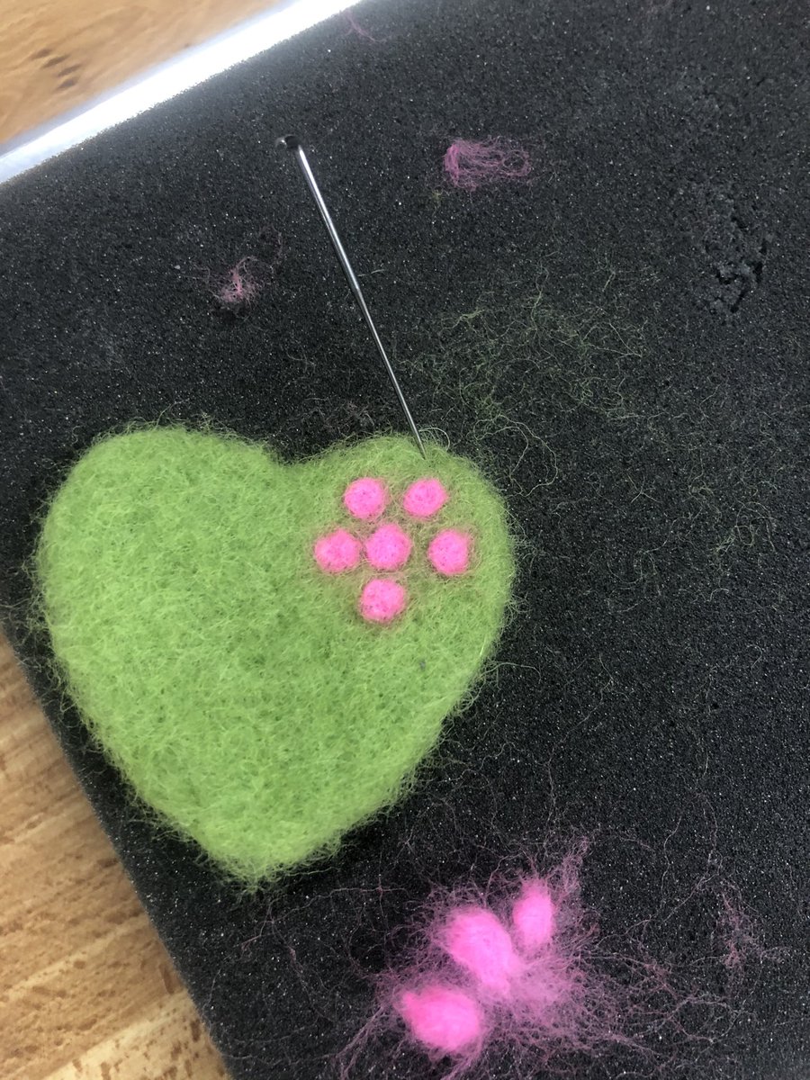 HomeInsteadR's tweet photo. Happy Saturday! Demonstrating dry needle felting &amp; just loving creative chatter &amp; skill sharing #WI #GreenHeartsDay #ShowTheLove https://t.co/JConKicQnu