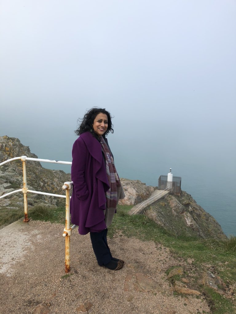BarbaraJCorbett's tweet photo. Exploring Jersey with family lawyers! @WiseowlBlain @FamLawInAction @topfamilylawyer @RuthCabeza1 @MattBravoTango https://t.co/ctdd1Ot6Xg