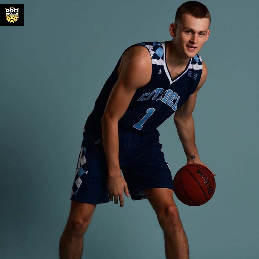 ProSkillsBball's tweet photo. Shoutout to our guy Stephen Clark in his Freshman season at the Citadel πͺ
We are looking forward to a big-time career from our guy! π
#proskillsbasketball #psbteam https://t.co/aAMi7gfTx9