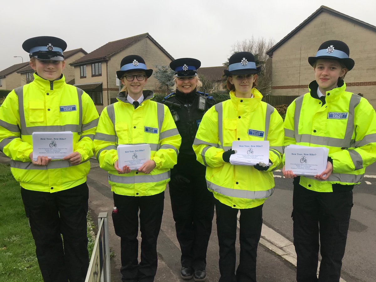ASPCadets's tweet photo. Today the #WSMCadets have been helping the local beat team to deliver nearly 600 leaflets in Worle! ๐ฎ๐ปโโ๏ธ๐จ๐ช๐ป The leaflets are advertising the Bike Marking event that @ASPNorthSom are holding tomorrow at Sainsburyโs in Worle ๐ฒ๐ฒ Make sure to come say hello! ๐๐ผ https://t.co/cOSH0MOCHK