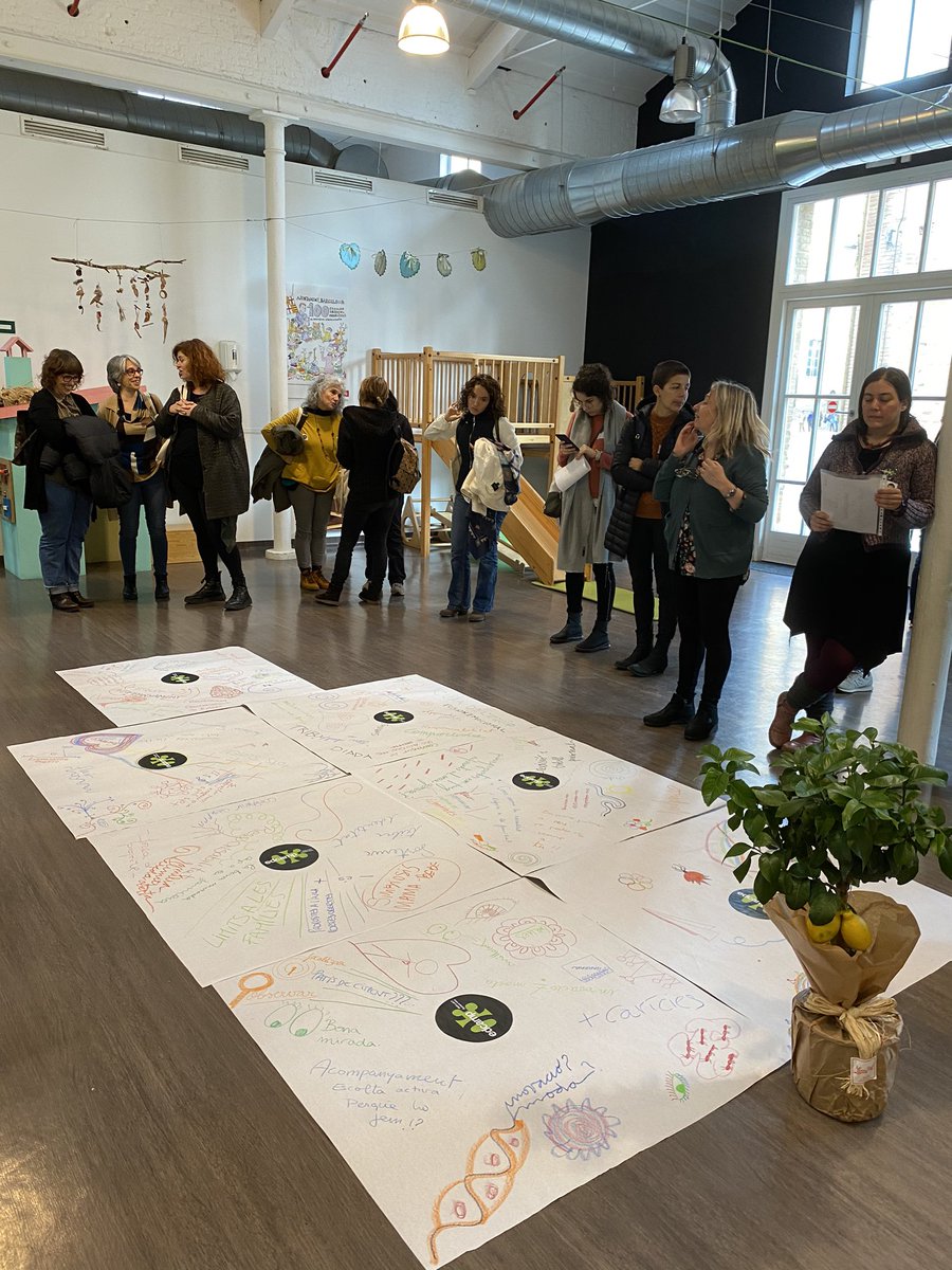 edcamp03's tweet photo. Mandales amb el recull de #edcamp03 #families #inclusió #vidaquotidiana #inclusio #espaisimaterials #innovacio #documentacio i més qüestions @edcampCAT https://t.co/v9ds6KMe3F