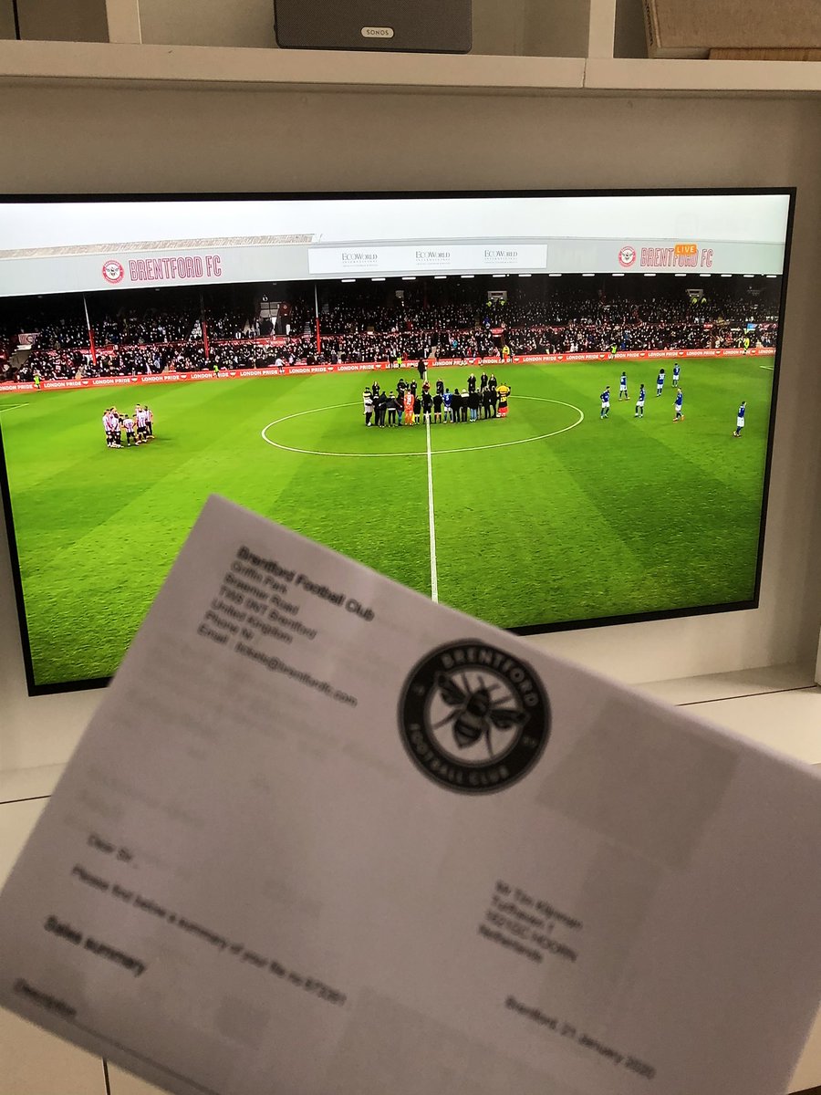 Over 4 weken staan we op Ealing Road Terrace bij <a href="/BrentfordFC/">Brentford FC</a> - <a href="/Rovers/">Blackburn Rovers</a> #groundhopping #comeonBees