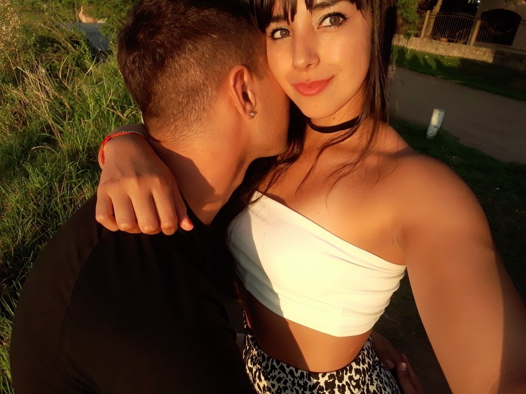 CarlaMonteil020's tweet photo. Creo en los reencuentros o vueltas de la vida 😍 después de que todo sea tan dificil para los dos , acá estamos, con ganas de llevarnos el mundo por delante 🥰 #Mesn°1♡ #Feliz ♡ https://t.co/opO1l79RiA