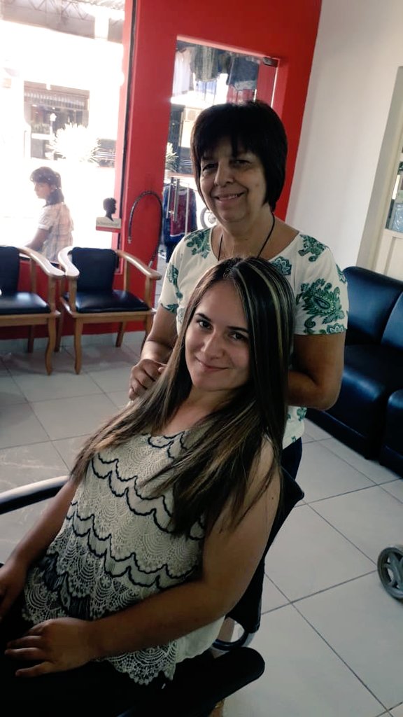 Maru_Molas's tweet photo. #NOVABELL, para mantener tu pelo sano y hermoso, siempre! 😍😍 https://t.co/JnNu9VvEys