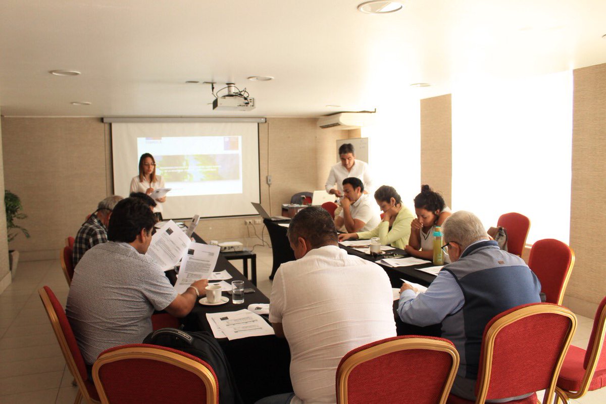 SubpescaCL's tweet photo. En Copiapó #Atacama sesionó Comité de Manejo Algas Pardas, bajo guía de dirección zonal @SubpescaCL @jcfritis. Participaron pescadores (Chañaral, Copiapó y Huasco), representantes de plantas de proceso y @sernapesca, quienes fijaron lineamientos en torno al recurso para 2020🇨🇱 https://t.co/Y8lJPob2A6