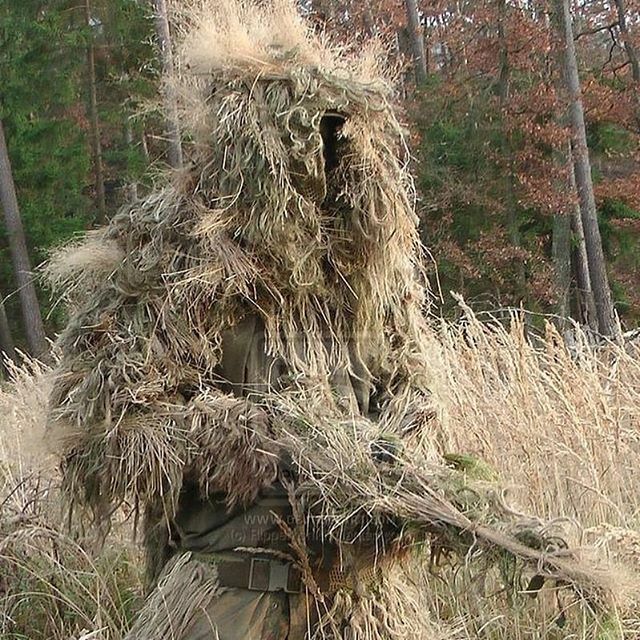 mattyboyzhere's tweet photo. What environments do you guys typically play in and where are you from. Tag me in some pictures of your local fields! 
Repost @thebhushankhairnar

#camocrafting
#ghilliesuit #ghillie #leafsuit #ghilliecrafting #ghilliecraft #camocrafting #consealment #camo #leafy #craftcamo … https://t.co/Gt4Vif8EAH