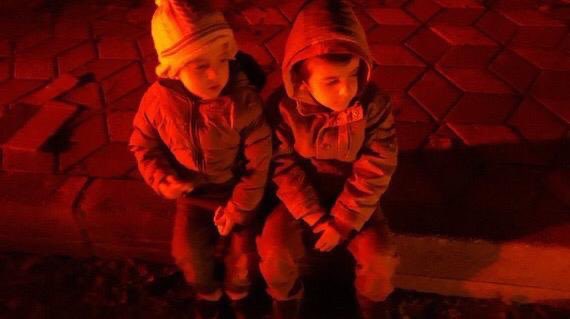 Nerde bir can ölse, oralı olur yüreğimiz❤️ Türk Kürt hepimiz kardeşiz ayrıştırıcı sözler o insanların acılarına acı katar sadece. Hep beraber bu zor günleri de atlatıcaz inşallah #depremElazig