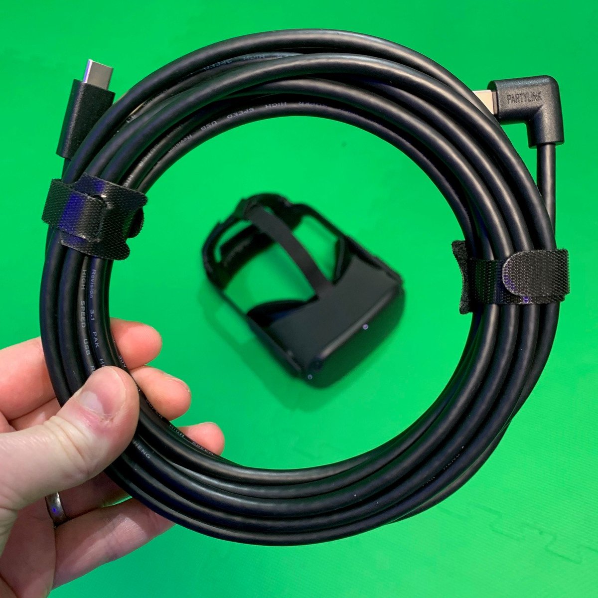 party link cable oculus link