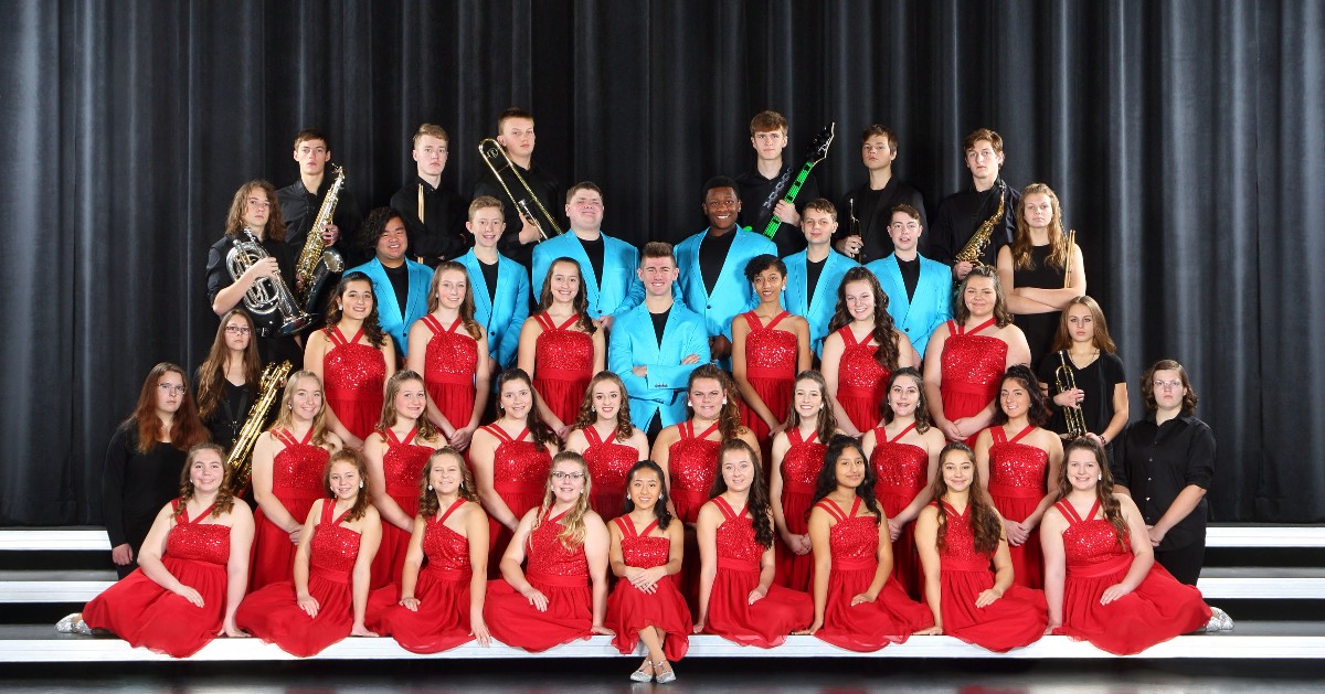 SchDistofMilton's tweet photo. These phenomenal performers are heading to the Sauk Prairie Invitational today! We will keep everyone posted as we are able with photos and results as they come in. Stay tuned!
.
#miltonpride #showchoir #mhschoralation #mhsoctaveabove #mhsrevolution #miltonwi https://t.co/f4cjnhBsMv