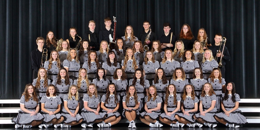 SchDistofMilton's tweet photo. These phenomenal performers are heading to the Sauk Prairie Invitational today! We will keep everyone posted as we are able with photos and results as they come in. Stay tuned!
.
#miltonpride #showchoir #mhschoralation #mhsoctaveabove #mhsrevolution #miltonwi https://t.co/f4cjnhBsMv