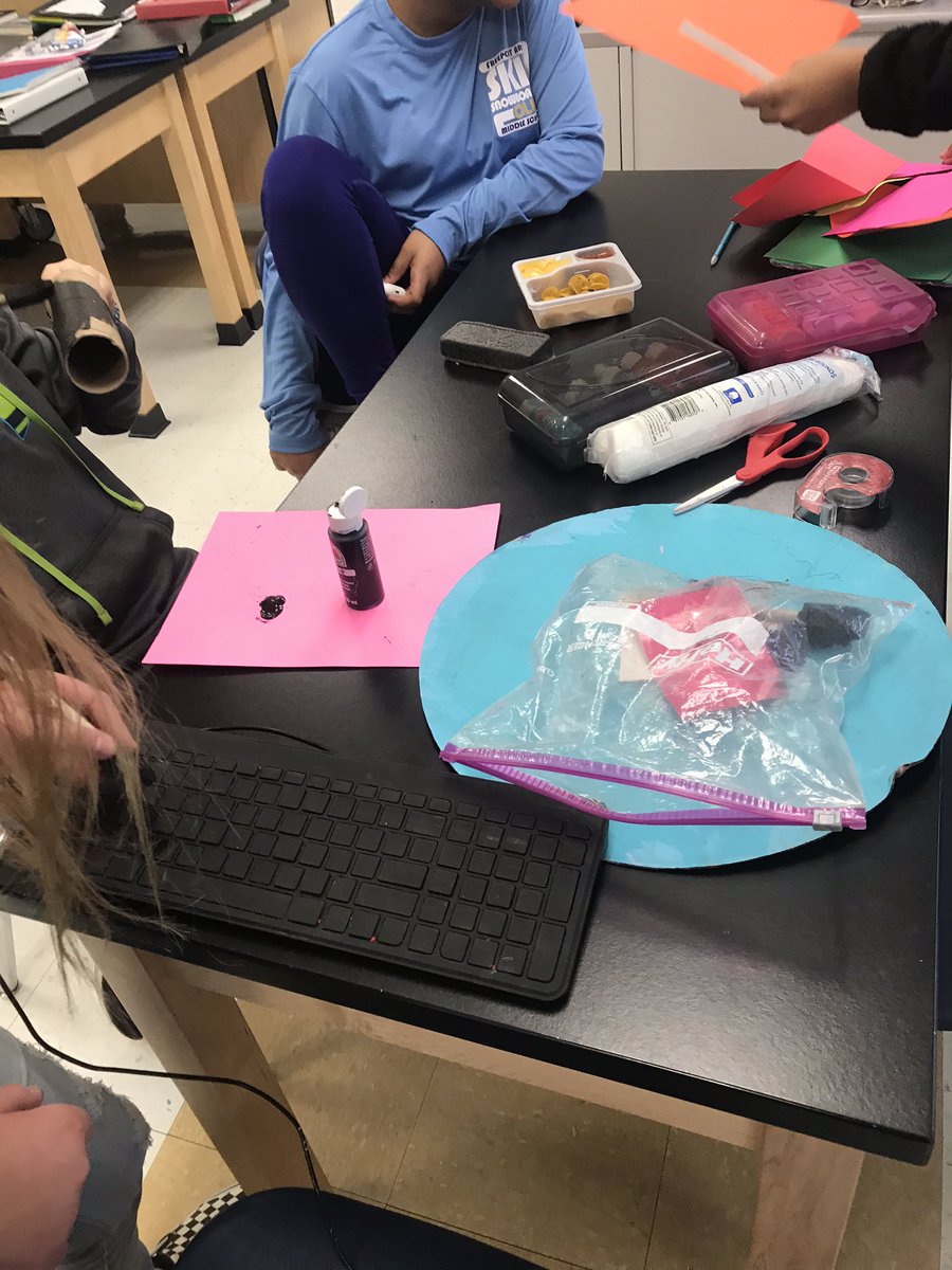 FreeportAreaMS's tweet photo. 6th grade students in Mr. Gailot’s science classes working hard on their recycling project. Students brought in or used recycled materials from our MakerSpace cart! Can’t wait to see the finished product! #Steam #GoGreen https://t.co/RIk7AkrRkB