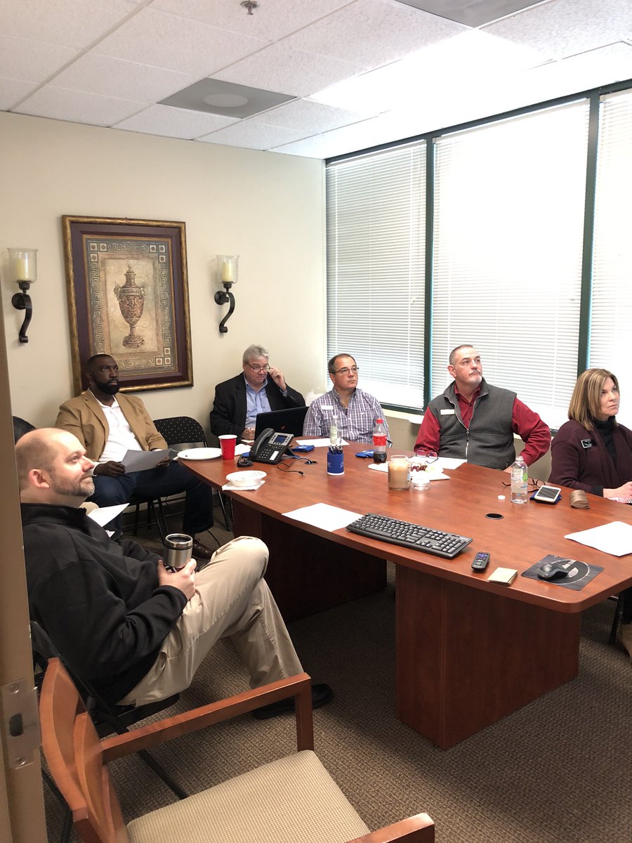 Stephen_Gowen's tweet photo. Failing to plan is planning to fail. Great business planning class with our referral partners. Gearing up for a great 2020
#2020Visionforsuccesscoaching https://t.co/9qtPdpNjr9