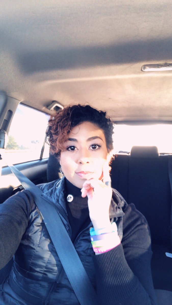 Snoopysock2's tweet photo. @TheRealMeAshley Girl!!! Embrace that!!!! When you get my age, you WANT to look younger!!  😁😁😁 #46where https://t.co/HL4ioLkIJH