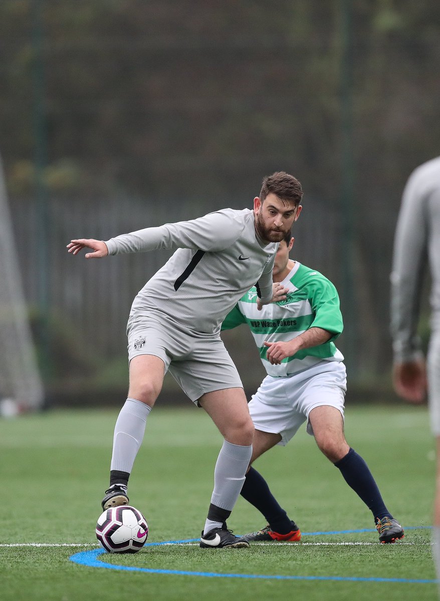 _mgbsfl's tweet photo. 👏🏽 With 45% of the votes, @BorussiaBarnet’s @MichaelKenley1 is your MGBSFL Player Of The Week for Match Day 1️⃣8️⃣.

Kenley scored a hat-trick in a 5-1 win against @ParisStJewmain. https://t.co/UrRmi42AWz