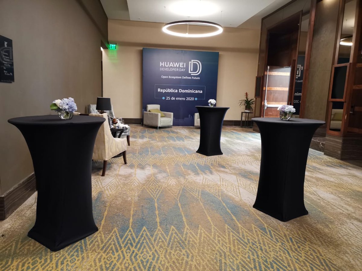 MARCIANOPHONE's tweet photo. wow va con todo la primera conferencia para desarrolladores de @huaweimobilerd EN REPUBLICA DOMINICANA !!! Vamos para allá para reportarles, #huaweideveloperday Huawei no esta jugando carrito 🤩🤩🤩 https://t.co/PwxEV916vr