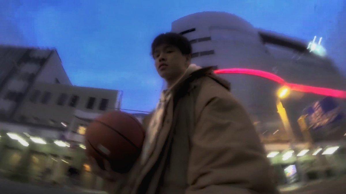 tsunarisabu's tweet photo. I am The Earth walkers.

#IIXII #Tsuna #TsunaLive #YouTube #Vlog #Vlogger 
#ツナライブ #つならいぶ #ツナ #つな #27 #二十七
#Streetball #Basketball #1v1 #3x3 #3v3 #3on3 #Ex3
#TikTok #TikTokers #Gothandles #BetweenToLeg #Walkers
#instagood #Walkersjoin https://t.co/Q3S4Mktq9C