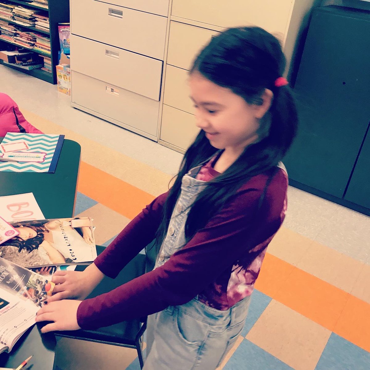 aka_MsBridget's tweet photo. SI/Toms River #soroptimistsatwork facilitating this year’s Dream It Be It Career Support mentoring session that gives us a chance to share  these #mentoring moments. #NationalMentoringMonth #visionboards #soroptimist #dreamitbeit #lyd https://t.co/cC2izHRdap