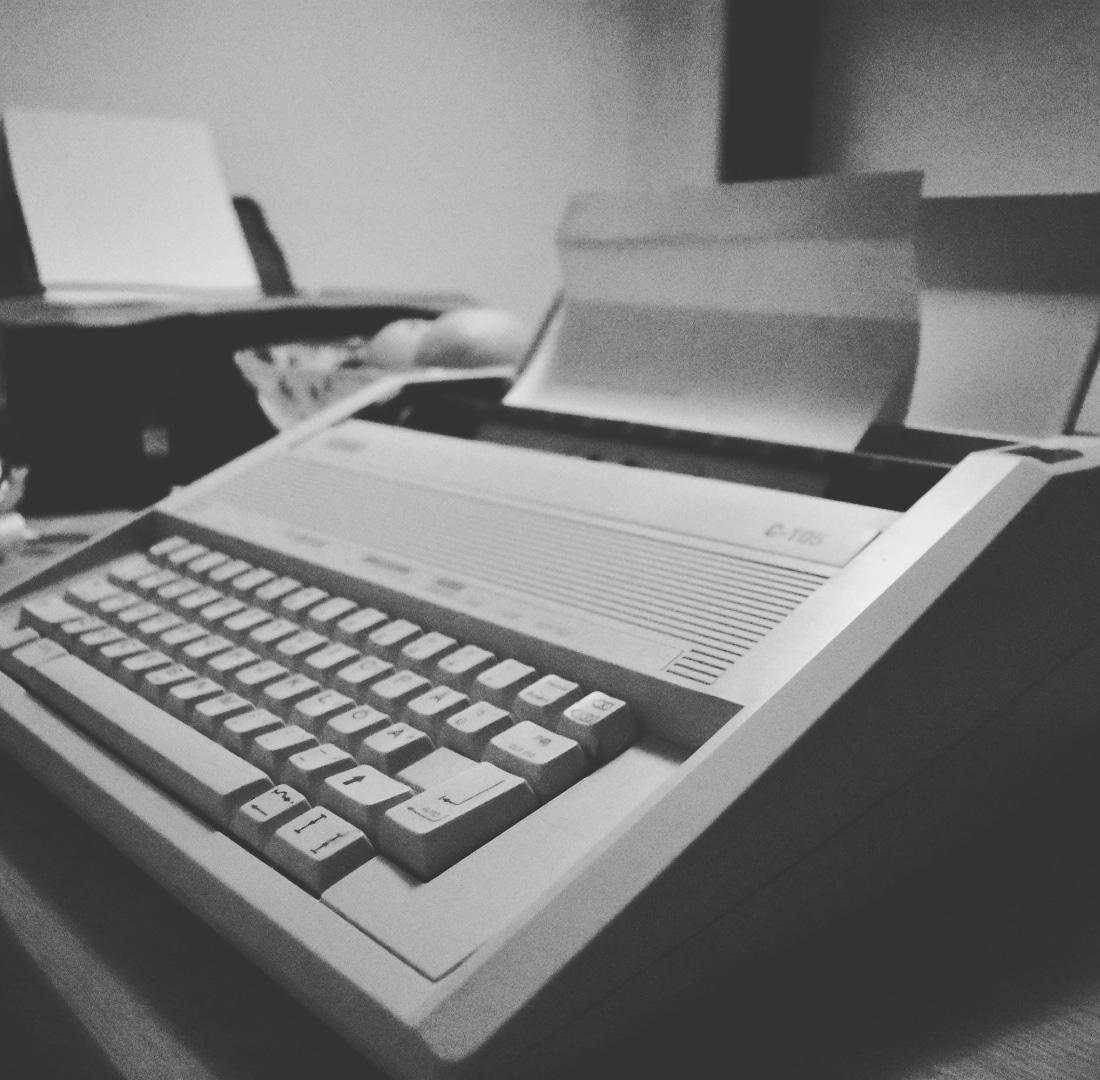 FlowyWater's tweet photo. Found my old typewriter the other day. And it still works. The nostalgia... #typewriter #writing #thatsound https://t.co/TcIcRLfpTV