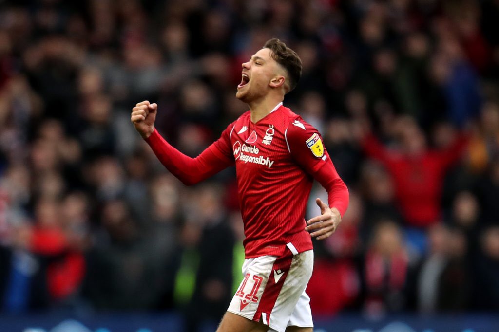 West Ham have made a bid worth up to £12m for Nottingham Forest's 22-year-old English right-back Matty Cash. (Sky Sports). #NFFC #WHUFC
