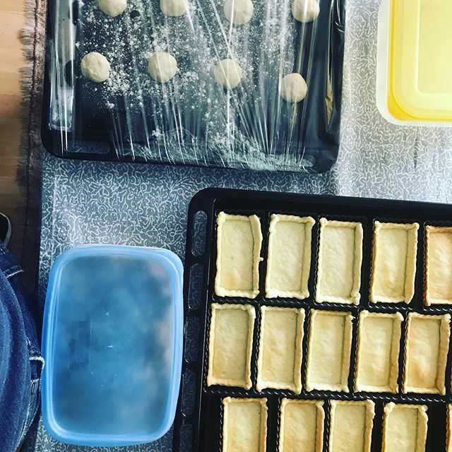 Danicocinitas's tweet photo. All ready for the last day of our Danisupperclub Barcelona, Morocco it’s been a big success. Next supper club looks like it’s gonna be Poland, our friends tonight will decide #danisupperclubbarcelona #supperclubbarcelona #supperclub #morocco #moroccanfood https://t.co/5dQ2niLBPS https://t.co/e8mRPAmbzY