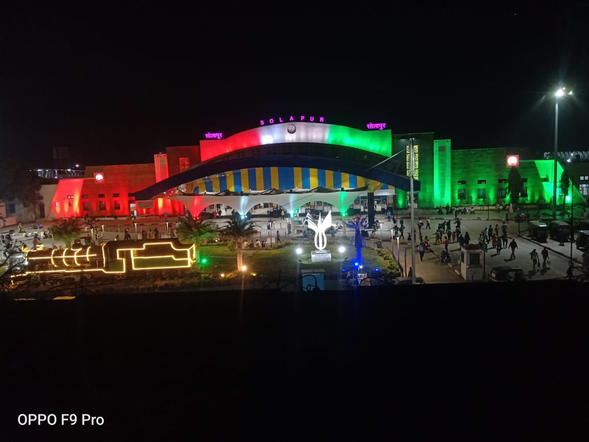 DRMSolapur's tweet photo. Beautiful view of the Solapur station on the eve of the Republic day. https://t.co/2T5Dqzlj0o